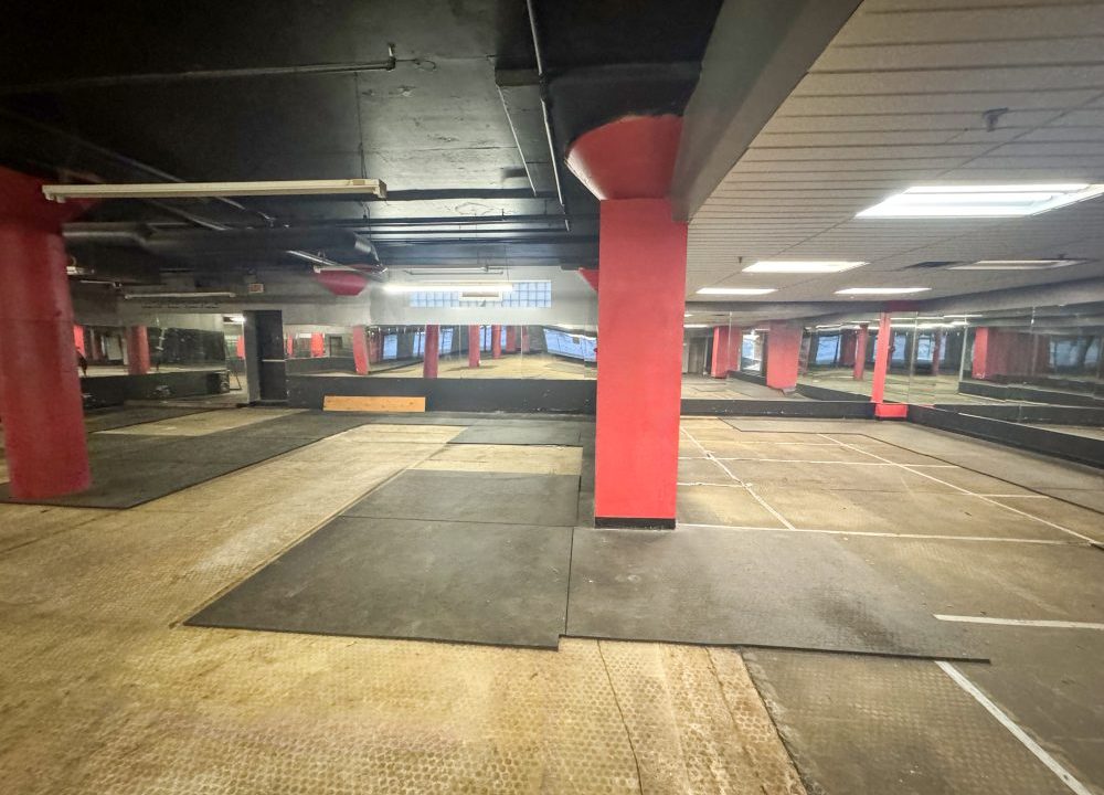 Dundas St. E. 1700, LL - 04a