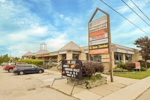 Dundas St. E. 1700, Unit 4 - 14a