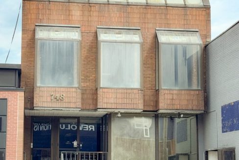 Richmond St. 748 - 04a
