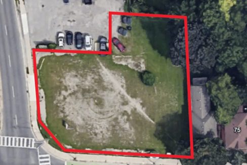 Riverside Dr. 85 - 04 (Outlined)