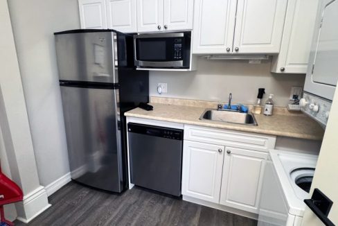 Albert St 181, Unit 200 - 010a