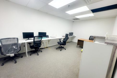 Dundas St. E. 1700, Unit 5 - 08a