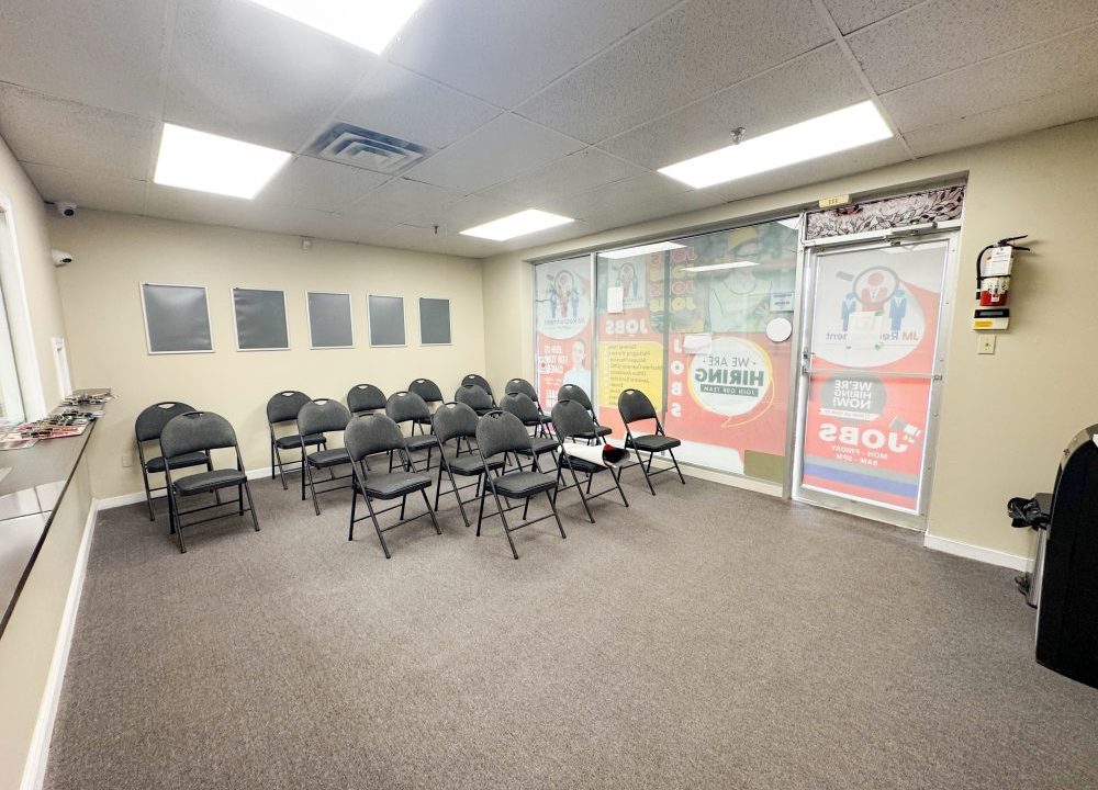 Dundas St. E. 1700, Unit 5 - 12a