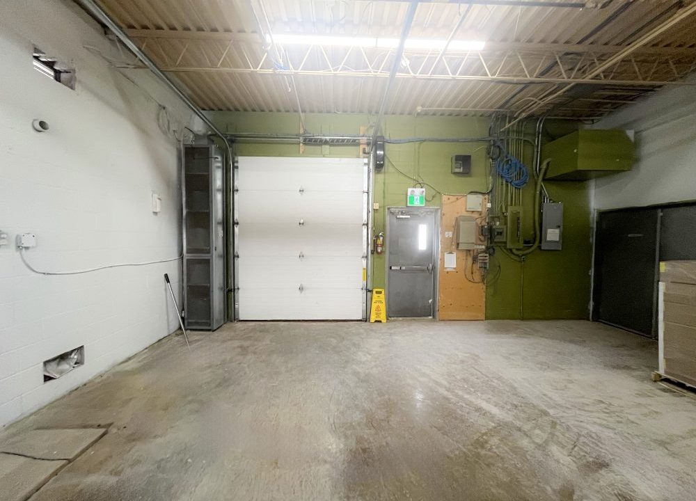 Adelaide St. S. 220 - 06a