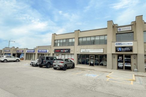 Commissioners Rd. E. 920, Unit 118 - 03a