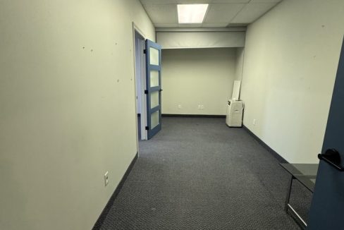 Adelaide St. S. 980, Unit 205 - 02