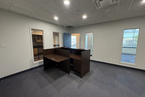Adelaide St. S. 980, Unit 205 - 03