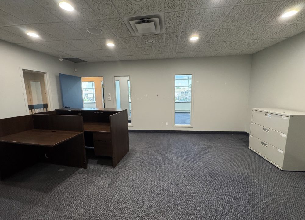 Adelaide St. S. 980, Unit 205 - 04