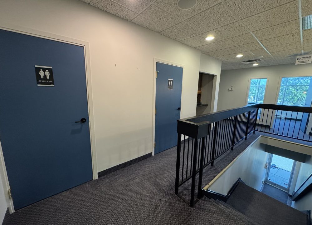 Adelaide St. S. 980, Unit 205 - 06