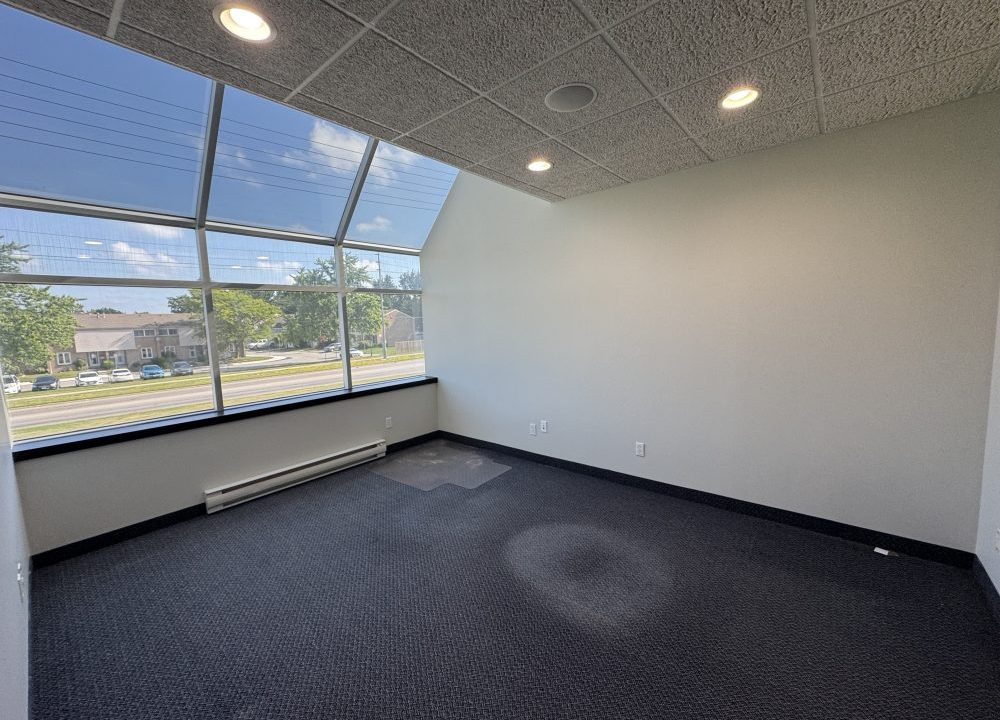 Adelaide St. S. 980, Unit 205 - 11