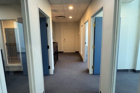 Adelaide St. S. 980, Unit 205 - 12