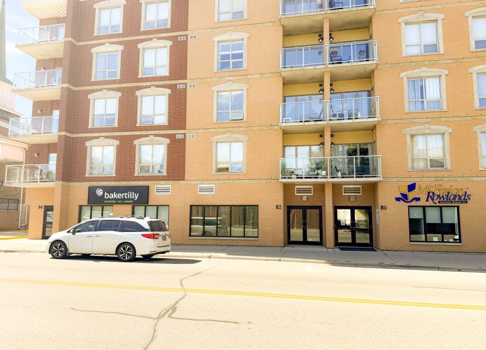 John St. S. 82 - 04a