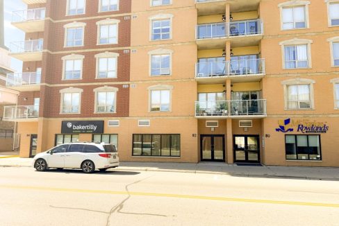 John St. S. 82 - 04a