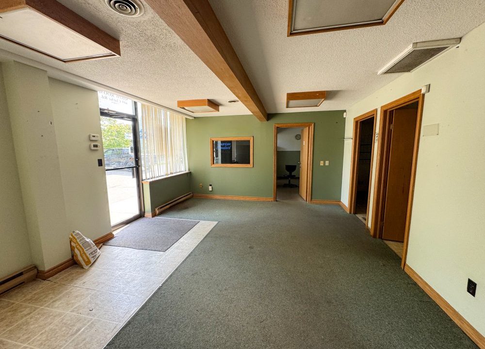 Clarke Rd. 609, Unit 10 - 03a