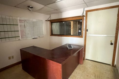 Clarke Rd. 609, Unit 10 - 05a