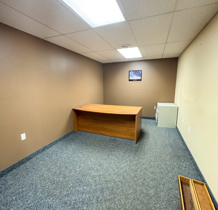 Clarke Rd. 609, Unit 10 - 07a