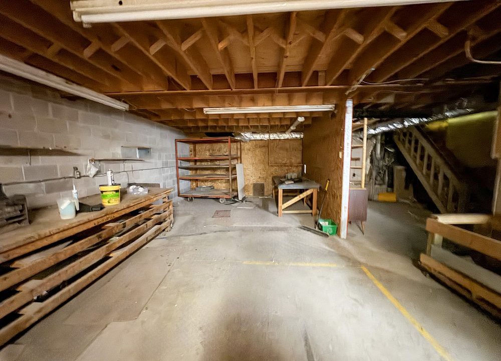 Clarke Rd. 609, Unit 10 - 13a