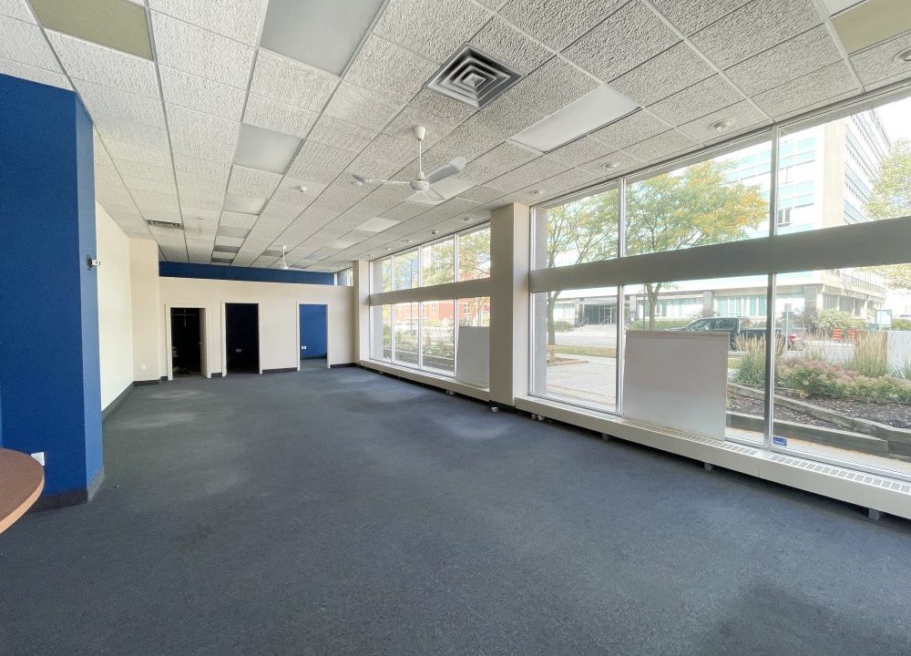 Queens Ave. 201 - 04a