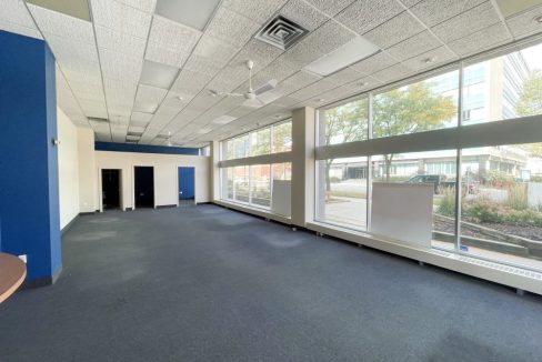 Queens Ave. 201 - 04a