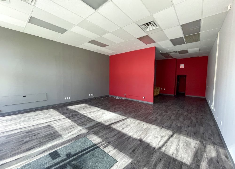 Queens Ave. 201 - 09a