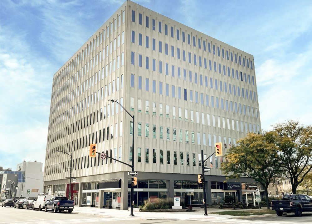 Queens Ave. 201 - 16a