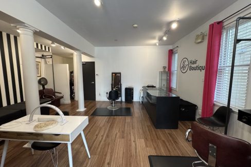 Central Ave. 204, Main Floor - 02
