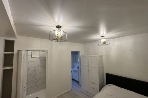 Central Ave. 204, Main Floor - 08