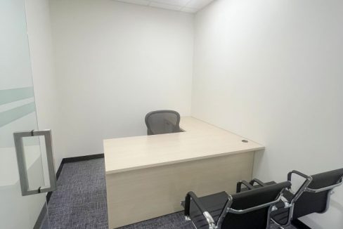 Medway Park Dr 850, Suite 102C - 04a