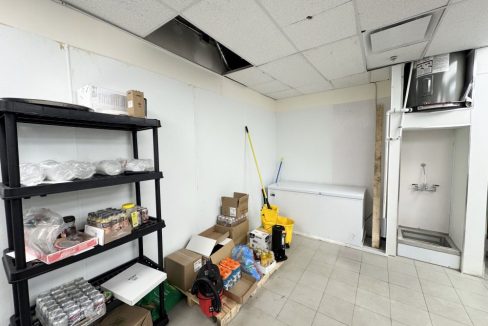 Fanshawe Park Rd. W. 655, Unit 2 - 02a