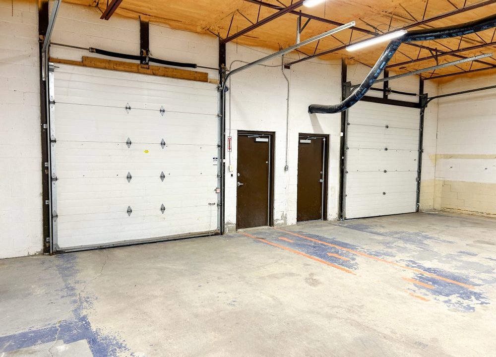 Leathorne St. 954, Unit 5 - 01a