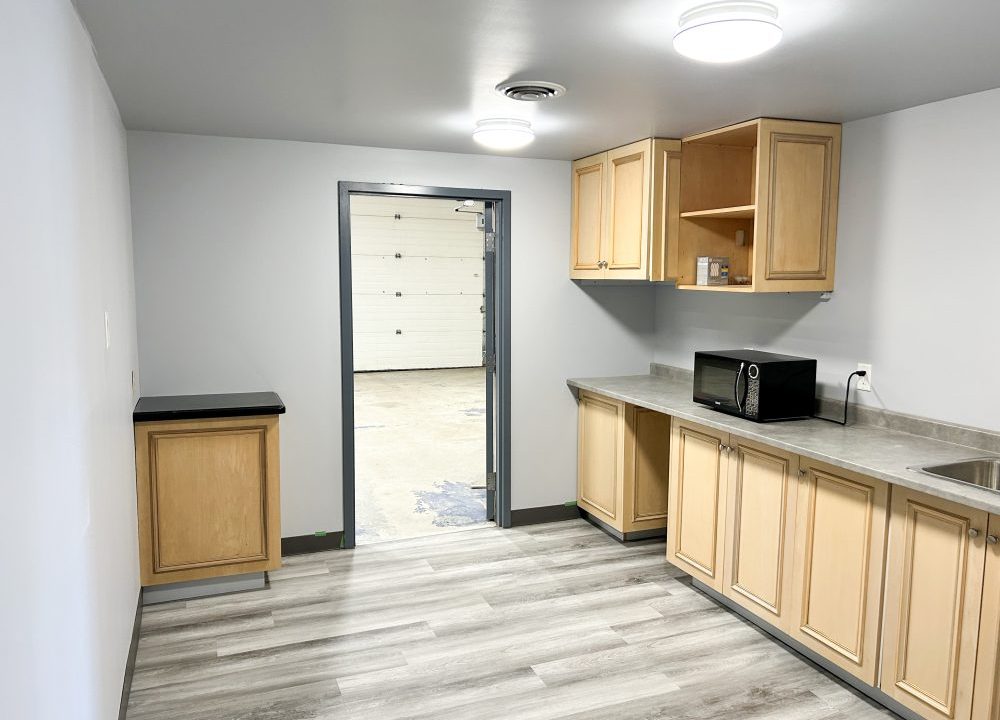 Leathorne St. 954, Unit 5 - 02a