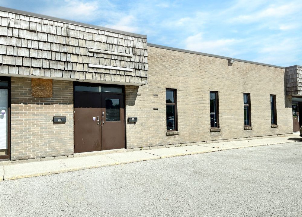 Leathorne St. 954, Unit 5 - 05a