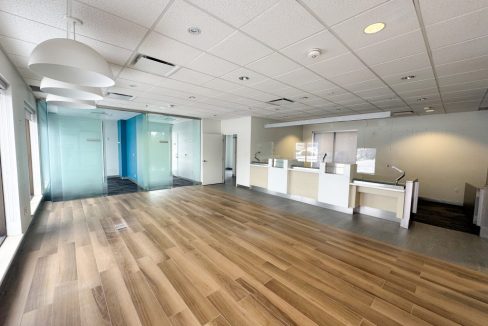 Ontario St. 988 - 02a