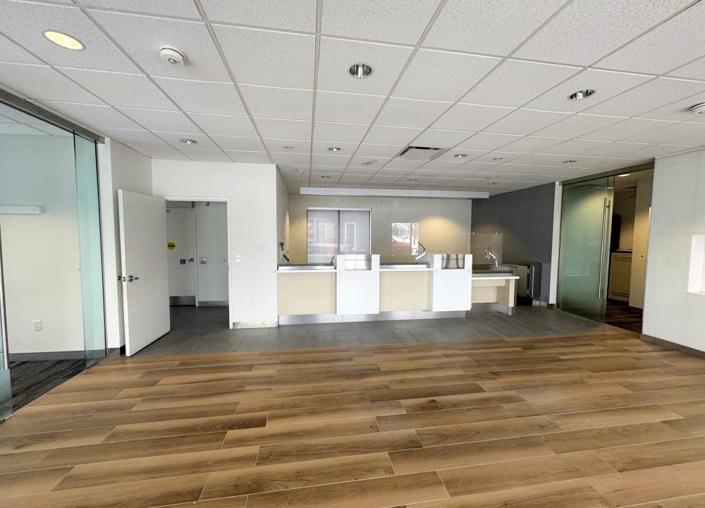 Ontario St. 988 - 03a