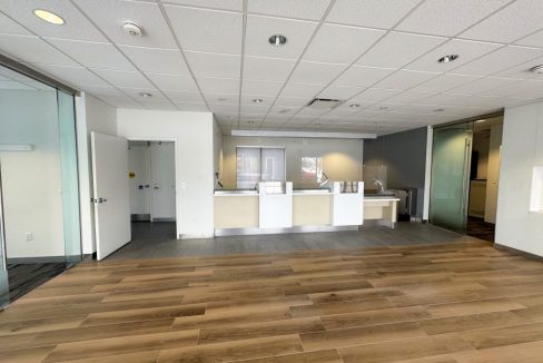 Ontario St. 988 - 03a