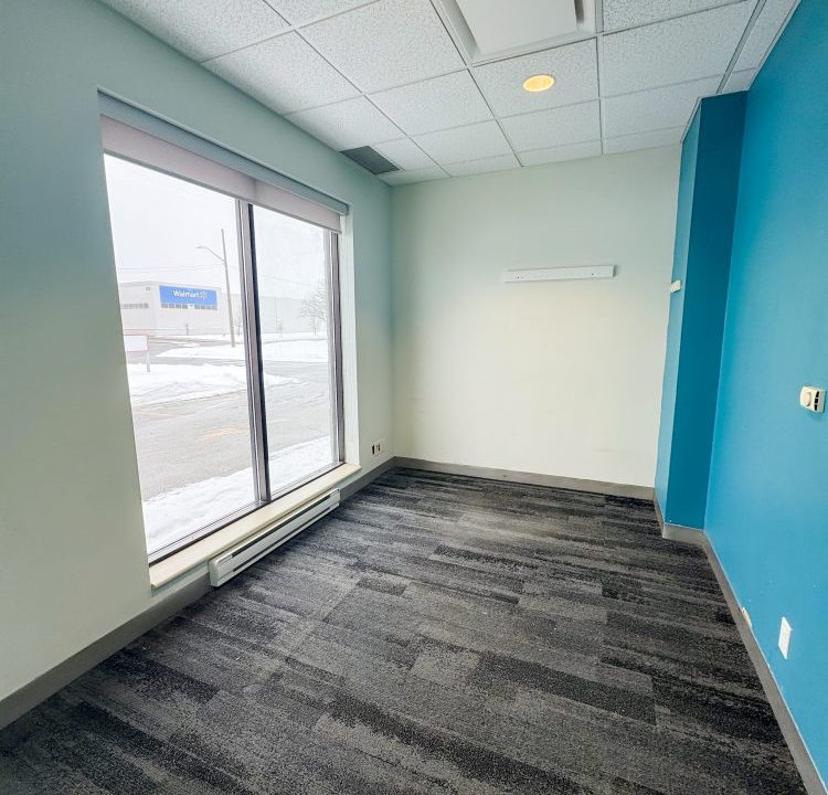 Ontario St. 988 - 04a