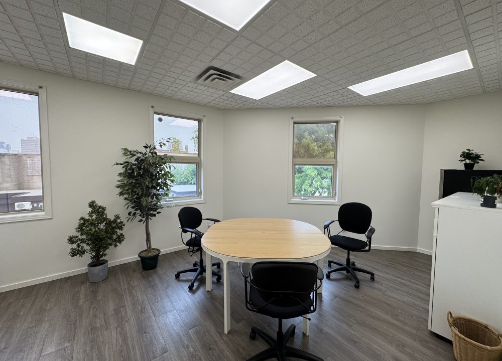 Simcoe St. 180 - Unit 202 -02