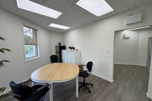 Simcoe St. 180 - Unit 202 -03