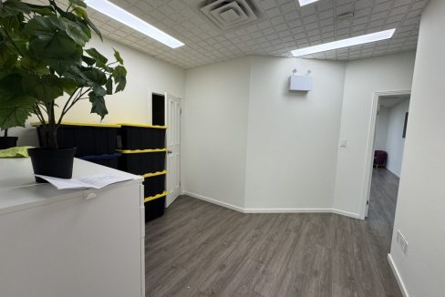 Simcoe St. 180 - Unit 202 -05