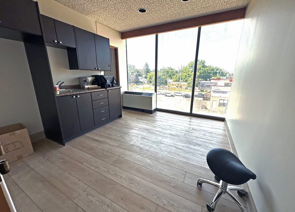 Wharncliffe Rd. N. 240, Suite 300A - 6a