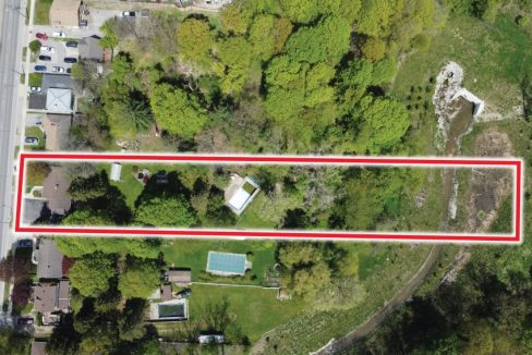 Wonderland Rd. N. 577 - 07a