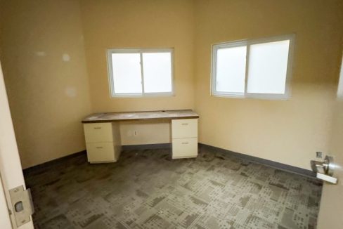 Huron Church Rd. 1375 - 13a