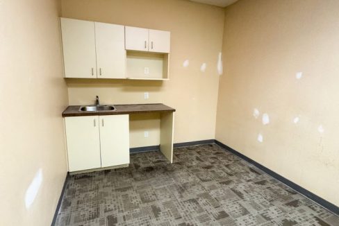 Huron Church Rd. 1375 - 14a