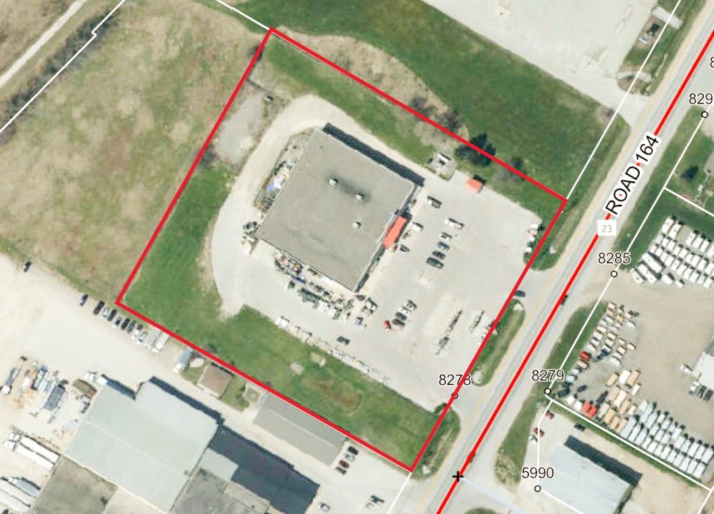 Wallace Ave N. 1105 - Aerial - Edited (Outlined)