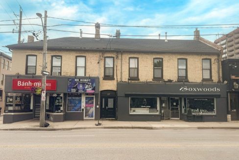 Richmond St. 723-727 - 12a