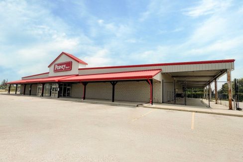 Dundas St. 2209 - 04a