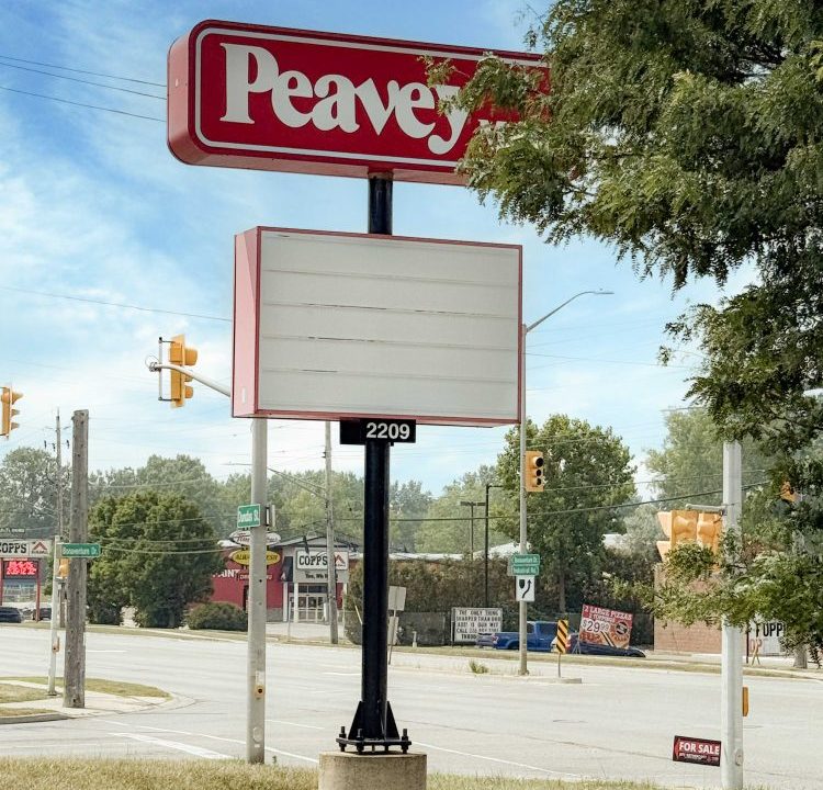 Dundas St. 2209 - 05a