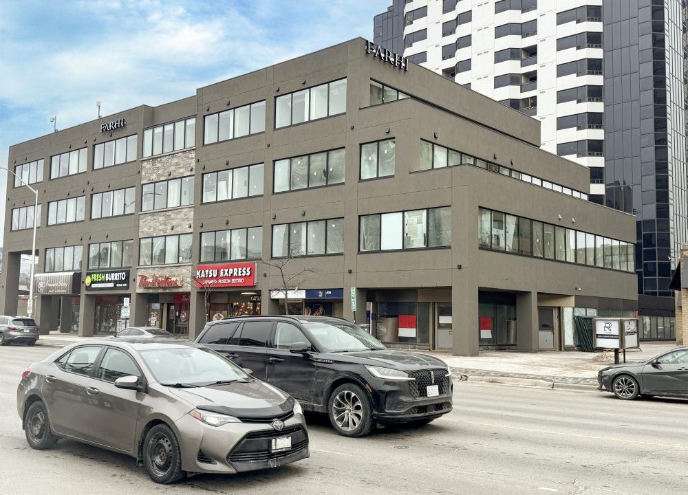 Richmond St. 685 - 02a