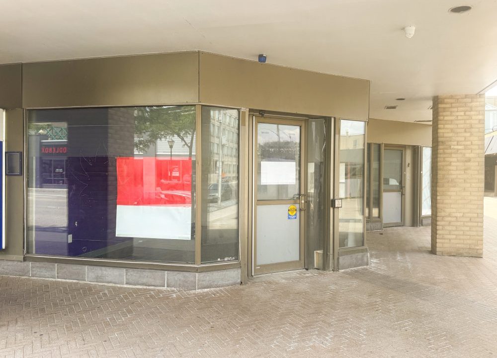 Richmond St. 685, Units 107-109 - 06a