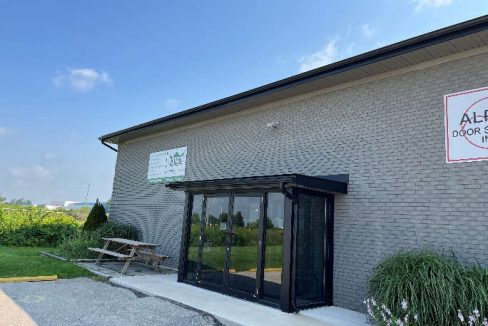 Crumlin Sideroad 1464 - 03